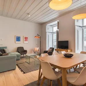 Lovelystay - Charming 3 Bedroom Wonder Downtown Apartamento Lisboa